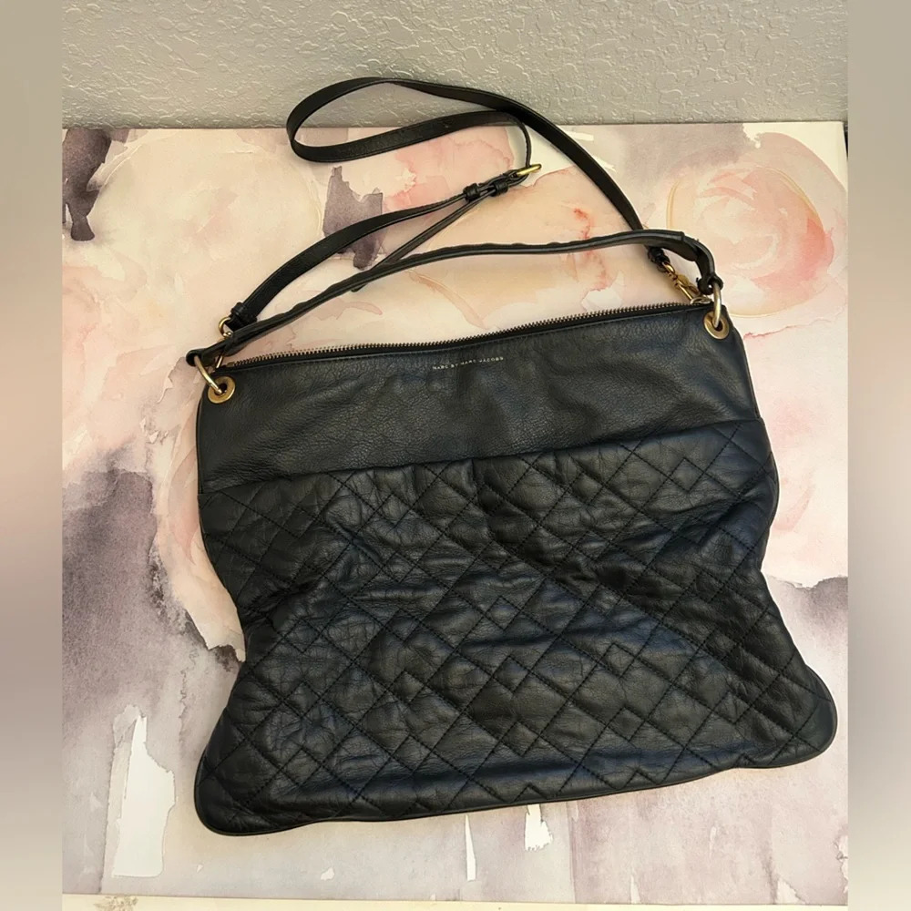 ! Marc by Marc Jacobs Black and Gold Purse